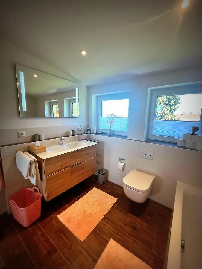 23 Neu Erbaute Ferienwohnung Mit Schloss- Und Panoramablick Halblech 0*,