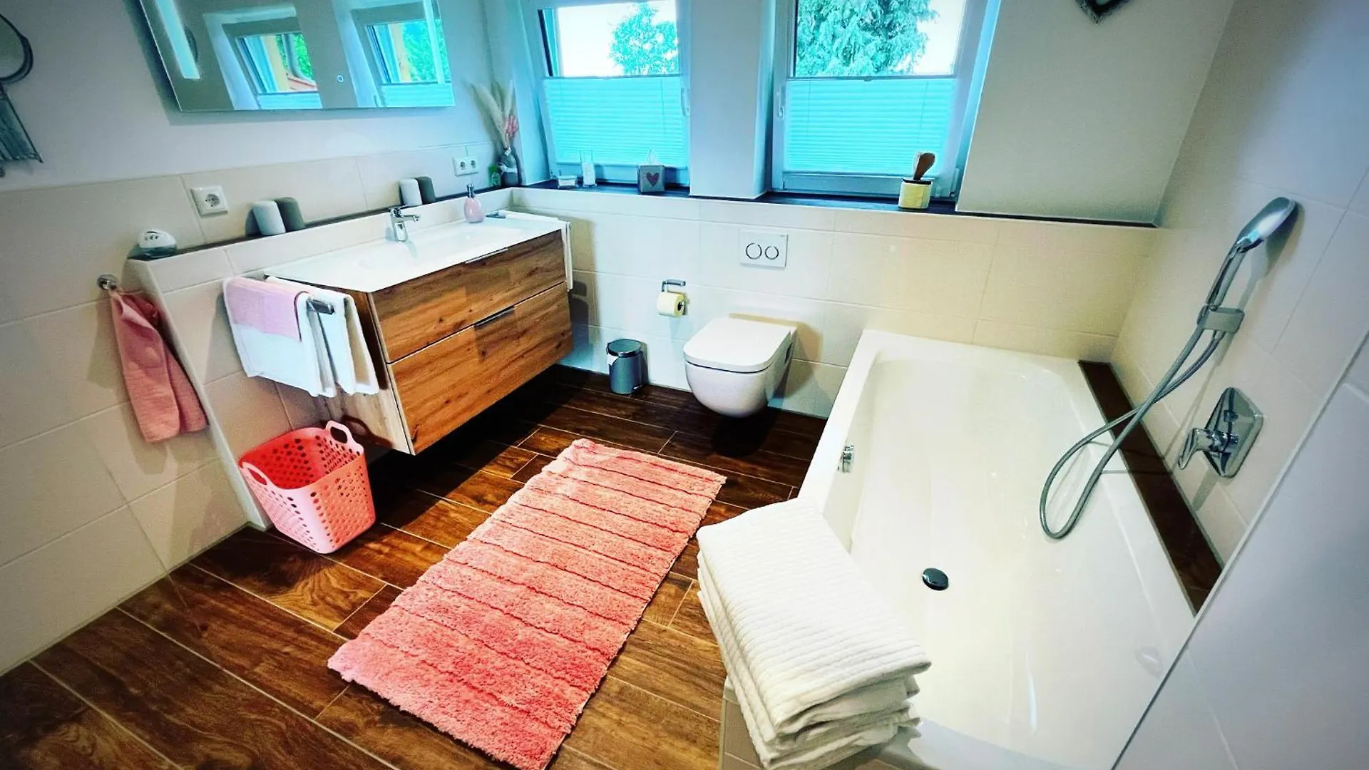 23 Neu Erbaute Ferienwohnung Mit Schloss- Und Panoramablick Halblech