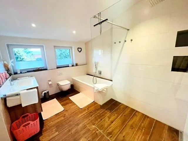 23 Neu Erbaute Ferienwohnung Mit Schloss- Und Panoramablick Halblech Germany