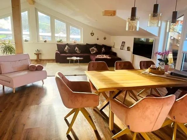 Apartment 23 Neu Erbaute Ferienwohnung Mit Schloss- Und Panoramablick Halblech Germany